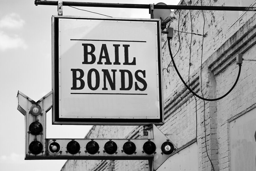 bail bondsmen and bounty hunters