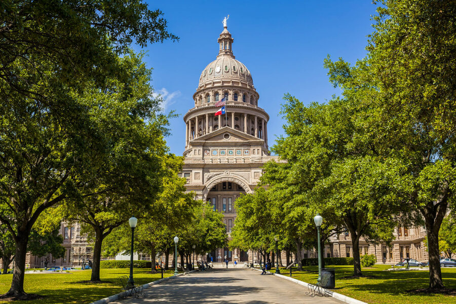 Texas county jails detain over 53,000 people